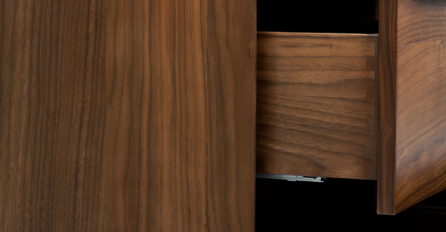 Cura 9 Drawer Dresser Walnut