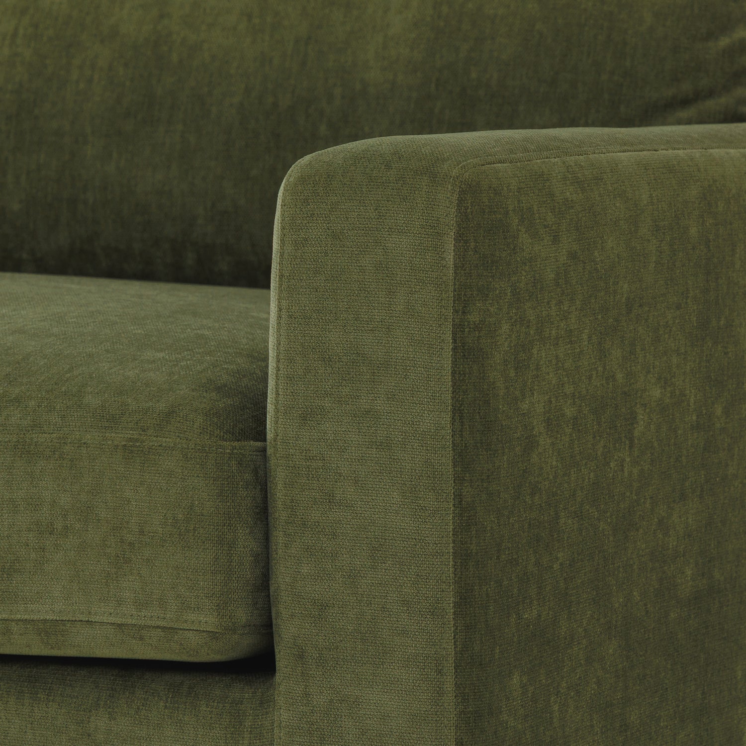 Zyon Left-Facing Bumper Chaise Sectional 