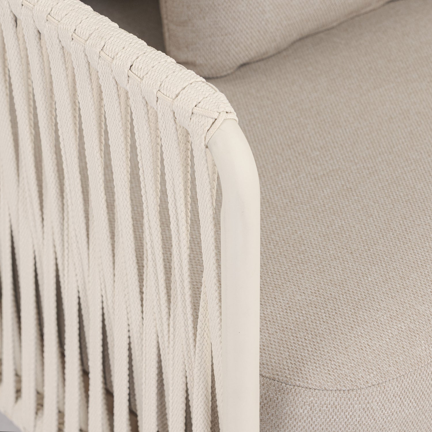 Salvora Outdoor Lounge Chair 